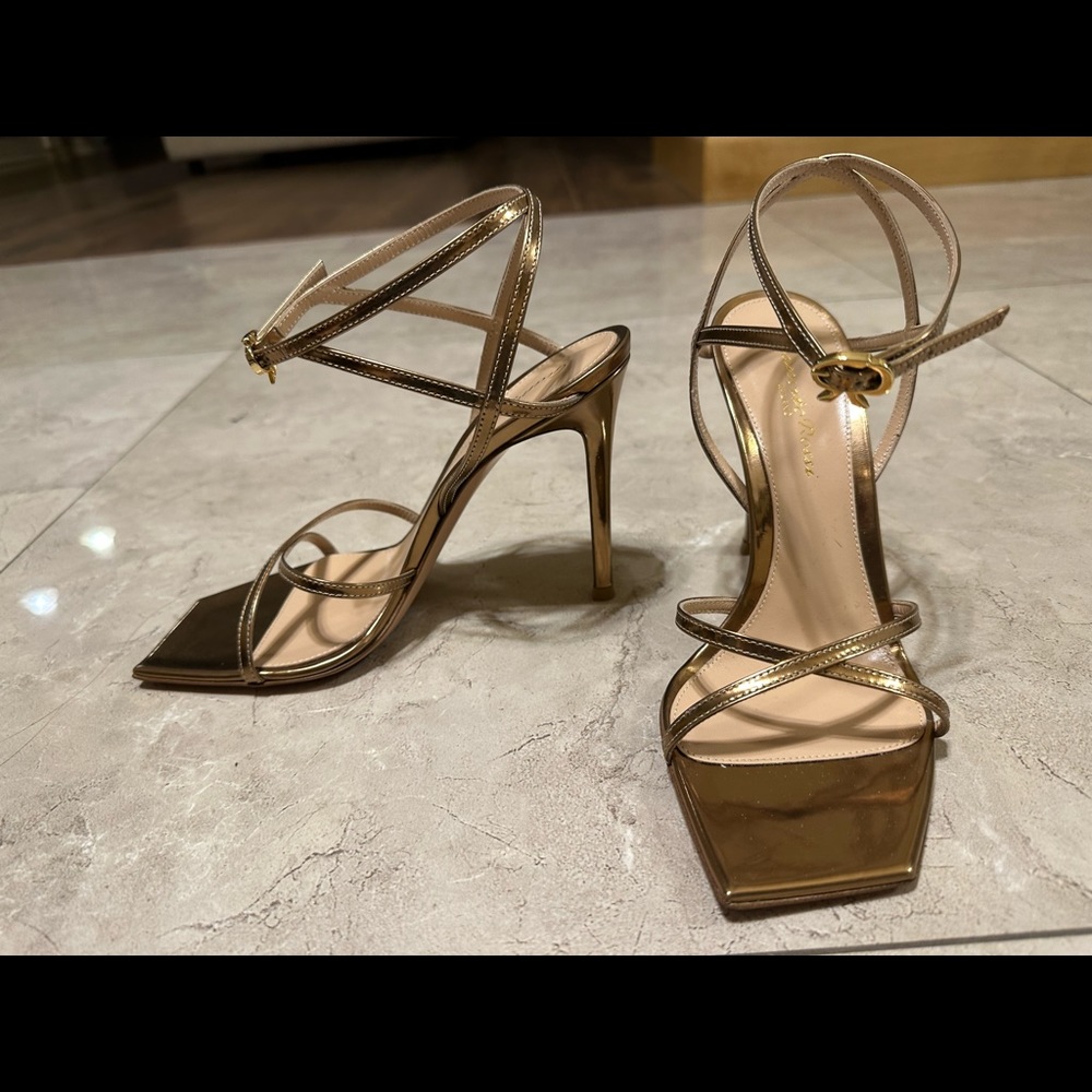 Gianvinito Rossi - Gold Georgina 105 Heeled Sandals